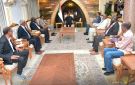 رئيس الوزراء يبحث مع وفد من الأكاديمين والمفكرين رؤية النهوض بالسودان 2026_2076 - sd