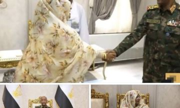 البرهان يتلقى التهاني من محافظ بنك السودان المركزى