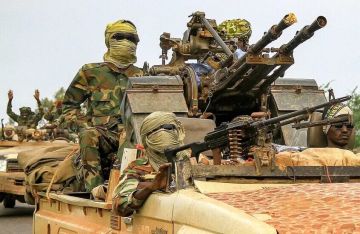 السودان.. دقلو يعلن استعداد قوات الدعم السريع لقبول أي مبادرة سلام أو هدنة إنسانية السودان.. دقلو يعلن استعداد قوات الدعم السريع لقبول أي مبادرة سلام أو هدنة إنسانية