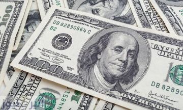 تراجع مفاجئ في سعر الدولار بالسوق الموازي في السودان تراجع مفاجئ في سعر الدولار بالسوق الموازي في السودان