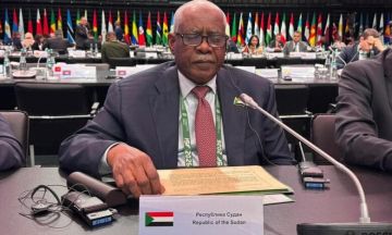 مرتزقة من 17 دولة.. مدير المخابرات السودانية يحذر العالم من تهديد عابر للحدود مرتزقة من 17 دولة.. مدير المخابرات السودانية يحذر العالم من تهديد عابر للحدود