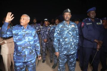 الخرطوم.. حملات أمنية مكثفة تسفر عن ضبط أجانب ومركبات وإزالة عشوائيات الخرطوم.. حملات أمنية مكثفة تسفر عن ضبط أجانب ومركبات وإزالة عشوائيات