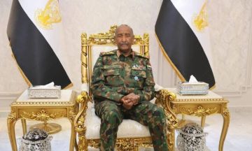 البرهان ينفي وجود مشاورات مع الإمارات عبر البحرين البرهان ينفي وجود مشاورات مع الإمارات عبر البحرين