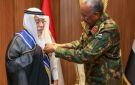 رئيس مجلس السيادة يمنح السفير السعودي وسام النيلين من الطبقة الأولى بمناسبة انتهاء فترة عمله - sd