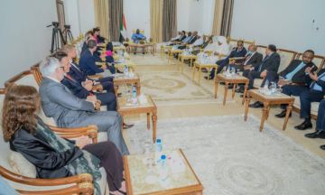 نائب رئيس مجلس السيادة يطلع وفد بعثة الاتحاد الأوروبي الزائر للسودان على حقائق الأوضاع في البلاد نائب رئيس مجلس السيادة يطلع وفد بعثة الاتحاد الأوروبي الزائر للسودان على حقائق الأوضاع في البلاد
