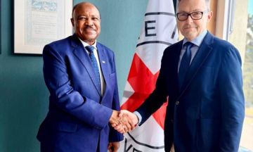 وزير الخارجية يبحث مع اللجنة الدولية للصليب الأحمر خروقات القانون الدولي الإنساني بمدينة الأبيض