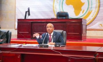 السفير عثمان أبوفاطمة أمام البرلمان الأفريقي: السلام في السودان يتطلب معالجة التدخلات الخارجية وتعزيز الحلول الأفريقية السفير عثمان أبوفاطمة أمام البرلمان الأفريقي: السلام في السودان يتطلب معالجة التدخلات الخارجية وتعزيز الحلول الأفريقية