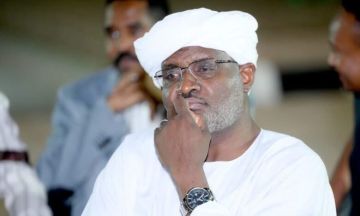 السلطات تعتقل الصحفي عبد الماجد عبد الحميد عقب منشور عن لقاء كباشي مع بولس بالقاهرة السلطات تعتقل الصحفي عبد الماجد عبد الحميد عقب منشور عن لقاء كباشي مع بولس بالقاهرة
