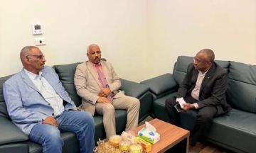 وفد لجنة العودة الطوعية لأسر منسوبي قوات الجمارك يلتقي بقنصل السودان بالقاهرة