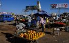 الجبايات في السودان: حرب أخرى تقصم ظهور التجار