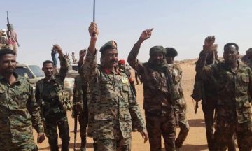 قوة من المليشيا تسلم للقوات المسلحة قوة من المليشيا تسلم للقوات المسلحة