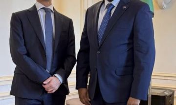القائم بأعمال سفارة السودان في باريس بالإنابة يستقبل المبعوث الفرنسي الجديد للقرن الإفريقي والسودان القائم بأعمال سفارة السودان في باريس بالإنابة يستقبل المبعوث الفرنسي الجديد للقرن الإفريقي والسودان
