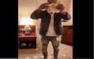 مبعوث الرئيس الروسي يعلق على فيديو لمهاجر سوداني ينثر أموال المعونة (فيديو)