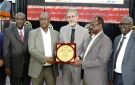 والي البحر الأحمر يكرم السفير المصري بمناسبة انتهاء فترة عمله بالسودان