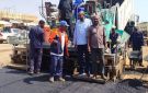 بدء أعمال رصف المسار الغربي لشارع الكدرو