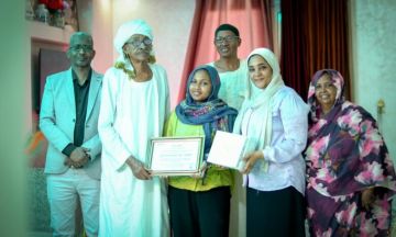 زين تحتفي بصاحبة المركز الأول في الشهادة السودانية زين تحتفي بصاحبة المركز الأول في الشهادة السودانية