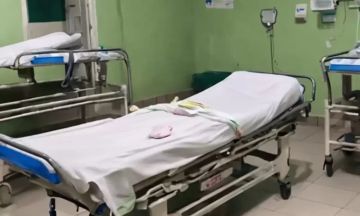 مريضة تفارق الحياة في أحد أقسام مستشفى الدامر إثر إجراء طبي خاطئ مريضة تفارق الحياة في أحد أقسام مستشفى الدامر إثر إجراء طبي خاطئ