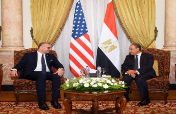 مصر تبحث مع أمريكا إطلاق مسار سياسي تفاوضي لحل أزمة السودان مصر تبحث مع أمريكا إطلاق مسار سياسي تفاوضي لحل أزمة السودان