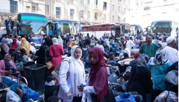 دعوة طلاب الجامعات بالقاهرة للإسراع بالعودة للحاق بالامتحانات دعوة طلاب الجامعات بالقاهرة للإسراع بالعودة للحاق بالامتحانات