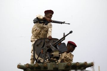 مصادر عسكرية لقناة RT: الجيش السوداني بدأ أضخم عملية برية في محاور كردفان مصادر عسكرية لقناة RT: الجيش السوداني بدأ أضخم عملية برية في محاور كردفان