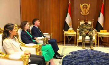 البرهان يلتقي المبعوث البريطاني الخاص للسودان البرهان يلتقي المبعوث البريطاني الخاص للسودان