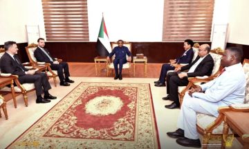 السفير الإسباني يؤكد لرئيس الوزراء دعم إسبانيا الكامل لوحدة وسيادة السودان السفير الإسباني يؤكد لرئيس الوزراء دعم إسبانيا الكامل لوحدة وسيادة السودان