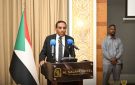 لدي مخاطبته ملتقي الإعلاميين السودانيين .. رئيس الوزراء يثمن دور الإعلام الوطني في معركة الكرامة