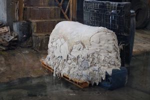 صناعة الدباغة في سوريا... كنز اقتصادي يواجه خطر التلاشي