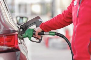 أغلى الدول العربية في أسعار البنزين خلال أكتوبر 2025: ليبيا الأرخص والمغرب و سوريا الأغلى