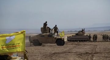 قسد تسلم التحالف الدولي قائمة بأسماء عسكرين للاندماج ضمن وزارة الدفاع قسد تسلم التحالف الدولي قائمة بأسماء عسكرين للاندماج ضمن وزارة الدفاع