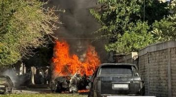 انفجار عبوة ناسفة مزروعة بسيارة للشرطة في مدينة بانياس انفجار عبوة ناسفة مزروعة بسيارة للشرطة في مدينة بانياس