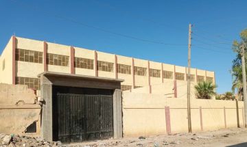 توقف العمل في مدرسة البوكمال وسط حلقة أولى يثير التساؤلات وقلق الأهالي توقف العمل في مدرسة البوكمال وسط حلقة أولى يثير التساؤلات وقلق الأهالي