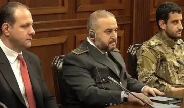 وزير الدفاع يبحث في موسكو تعزيز التعاون العسكري مع نظيره الروسي وزير الدفاع يبحث في موسكو تعزيز التعاون العسكري مع نظيره الروسي