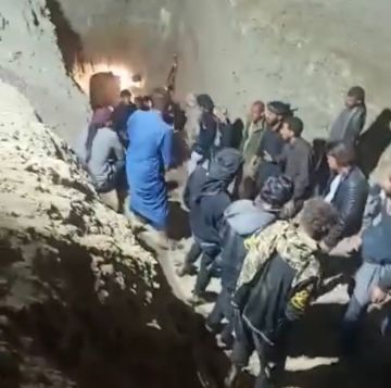 محافظة دير الزور توضح ملابسات حادثة الطفل الذي وقع في البئر والإجراءات المتخذة محافظة دير الزور توضح ملابسات حادثة الطفل الذي وقع في البئر والإجراءات المتخذة
