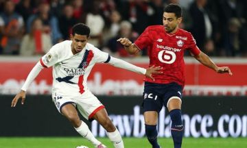 باريس سان جيرمان يتعادل مع ليل في الدوري الفرنسي لكرة القدم باريس سان جيرمان يتعادل مع ليل في الدوري الفرنسي لكرة القدم