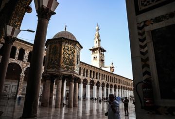 دمشق.. خطة للحفاظ على الطابع التاريخي للمسجد الأموي بعد اكتشاف اسم الأسد الأب على المئذنة (صورة) دمشق.. خطة للحفاظ على الطابع التاريخي للمسجد الأموي بعد اكتشاف اسم الأسد الأب على المئذنة (صورة)