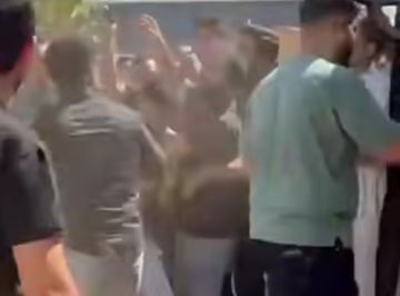 اعتداء بالضرب والتهديدات الطائفية على طالب درزي أمام جامعة الجزيرة الخاصة