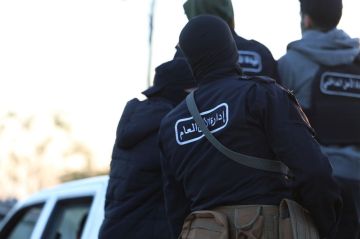المرصد السوري: تراجع قوات الأمن العام عن اقتحام مخيم الغرباء في حارم بعد تدخل الأوزبك المرصد السوري: تراجع قوات الأمن العام عن اقتحام مخيم الغرباء في حارم بعد تدخل الأوزبك