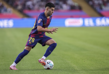 فخور بأنني سوري.. نجم برشلونة الجديد يطلق تصريحا مؤثرا عن جذوره والدعم العربي (فيديو) فخور بأنني سوري.. نجم برشلونة الجديد يطلق تصريحا مؤثرا عن جذوره والدعم العربي (فيديو)