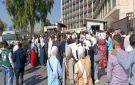 طلاب في كلية الحقوق يحتجون على تحويل عدد من المقررات الامتحانية إلى (تقليدية) - sy