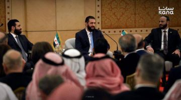 الرئيس الشرع يلتقي فعاليات مدنية وعسكرية في محافظة حلب بذكرى تحرير المدينة