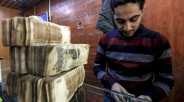 كيف أغلقت أسعار الصرف الرئيسية في سوريا، مساء الأحد؟ كيف أغلقت أسعار الصرف الرئيسية في سوريا، مساء الأحد؟