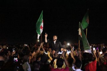 سوريا في ذكرى ردع العدوان.. مظاهرات حاشدة دعما لوحدة البلاد وتضامنا مع بيت جن (فيديو)