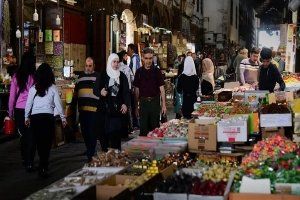 دمشق تعيد ضبط إيقاعها الليلي...تنظيم جديد لأوقات عمل المحال التجارية والخدمية في 2025