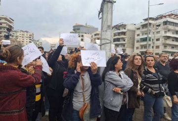 احتجاجات في مناطق متفرقة من سوريا تطالب بوقف الانتهاكات (فيديوهات صور) احتجاجات في مناطق متفرقة من سوريا تطالب بوقف الانتهاكات (فيديوهات صور)