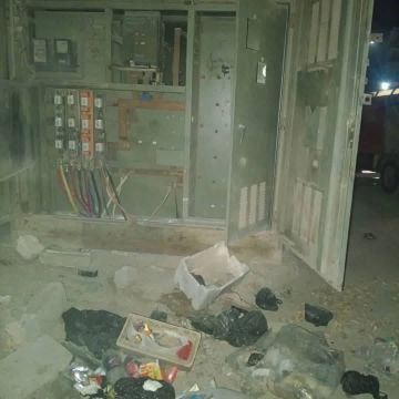 بسبب إهمال الأهالي.. احتراق مركز تحويل كهربائي بدير الزور بسبب إهمال الأهالي.. احتراق مركز تحويل كهربائي بدير الزور