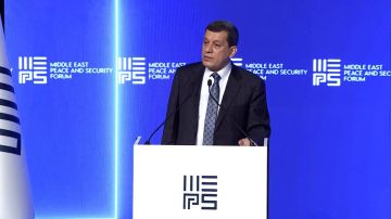 مظلوم عبدي: نأمل أن نتوصل إلى حوار وطني لمعالجة المشكلات القائمة في سوريا