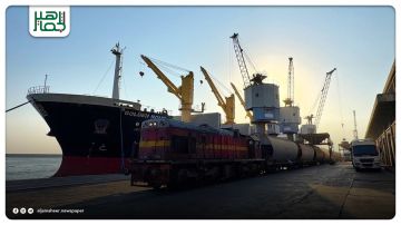 وصلت ثلاث بواخر محملة بالقمح بوزن 70 ألف طن لصالح المؤسسة العامة للحبوب ويجري نقل الحبوب إلى عدد من المحافظات السورية باستخدام شبكة الخطوط الحديدية