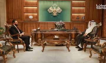 الشرع يستقبل الشيخ مانع حميدي الجربا شيخ قبيلة شمر