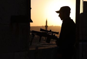 دمشق تكشف عن مصير فئة من عناصر الأجهزة الأمنية في عهد الأسد